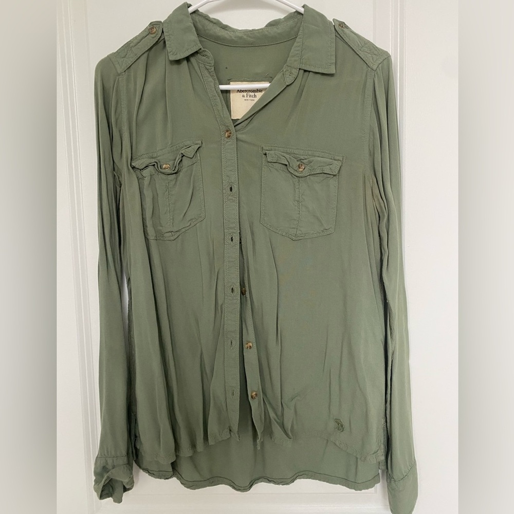 A&F soft button down